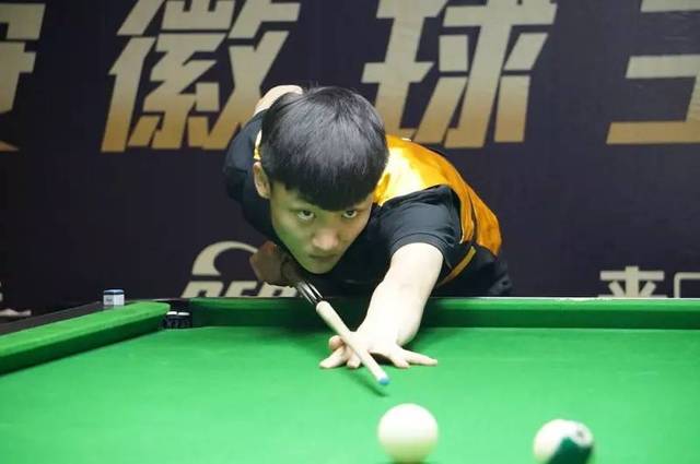 不胜尴尬 不胜尴尬